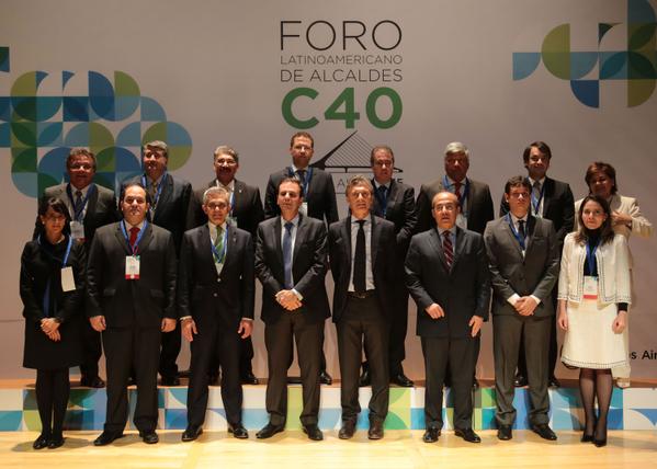 Foto de los alcaldes asistentes al Foro Latinoamericano C40