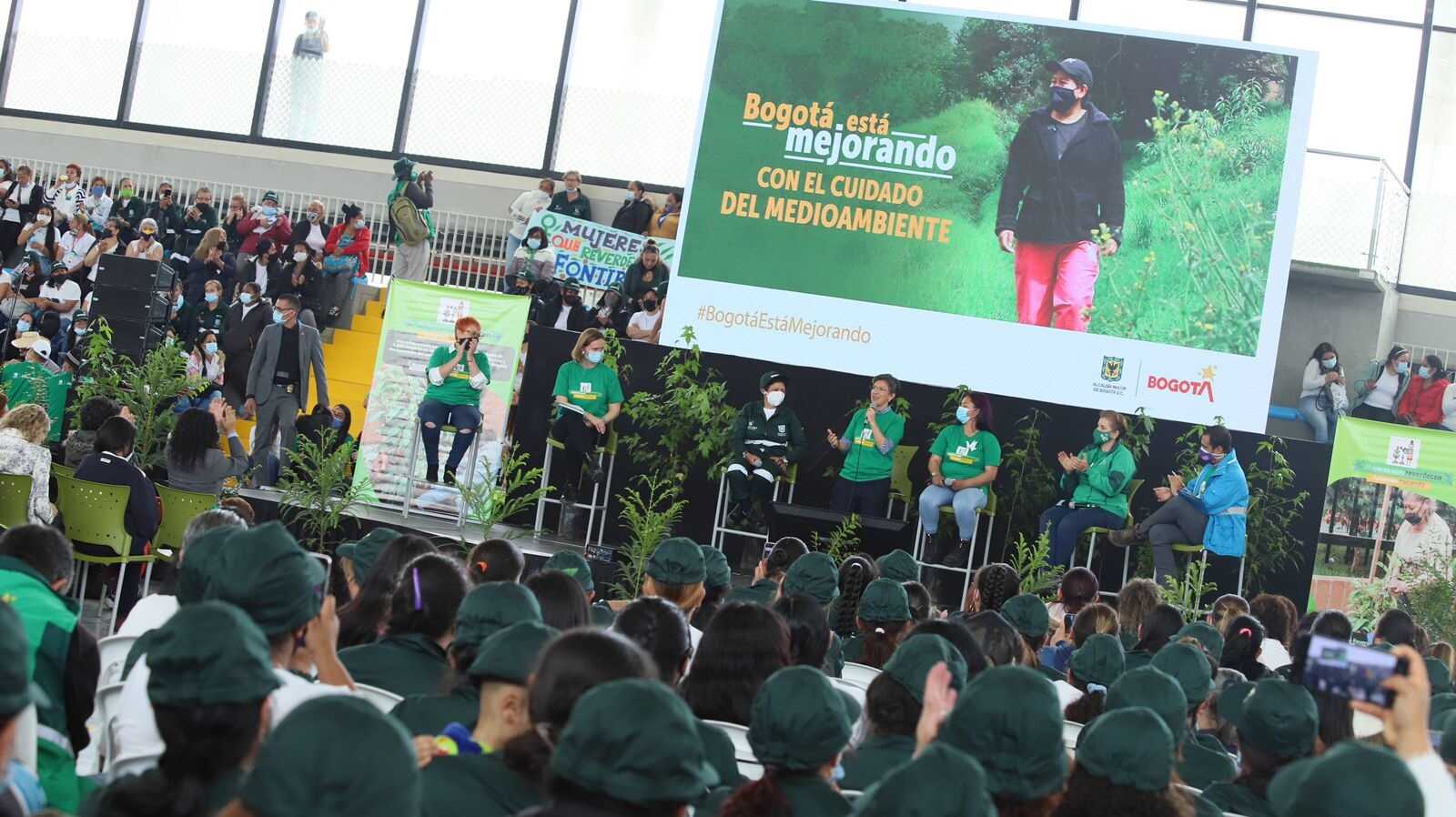 Evento lanzamiento Mujeres que Reverdecen