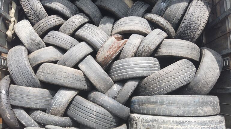 La jornada se llevó a cabo en dos puntos de la ciudad: Barrios Unidos (carrera 30 # 71- 26) y Suba (calle 132 con carrera 105ª). Imagen: Secretaría de Ambiente Llantas