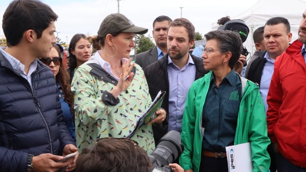 Secretaria de Ambiente Carolina Urrutia y Alcaldesa Claudia López