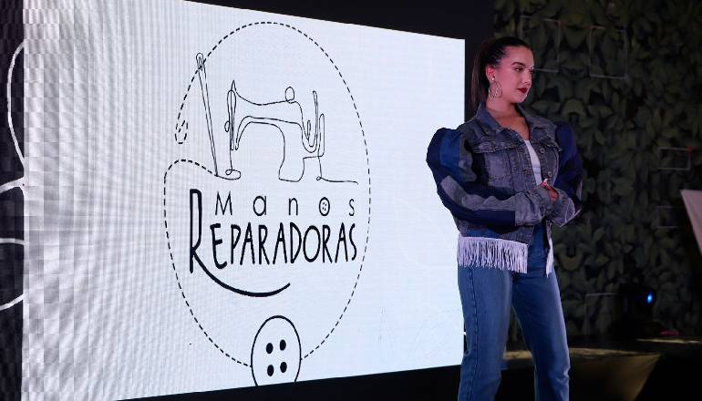 Manos Reparadoras en la segunda Feria de Moda Sostenible en Bogotá