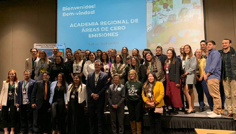 La alcaldesa Claudia López con integrantes de C40 y representantes de diferentes regiones de Latinoamérica