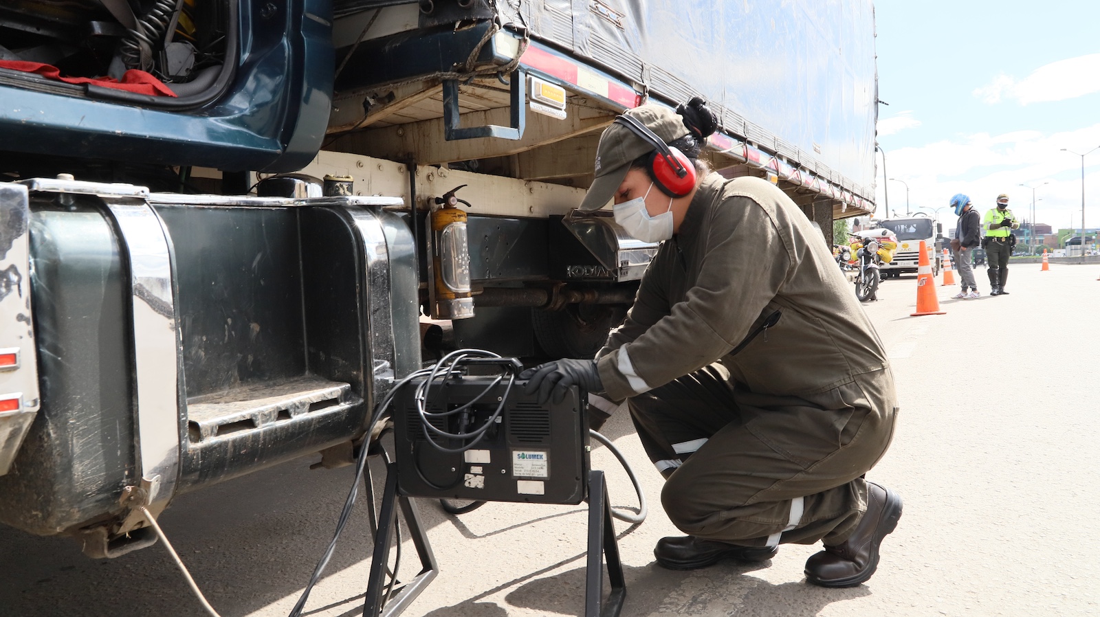 Bogotá fortalece la estimación de emisiones de gases efecto invernadero del sector transporte, con apoyo de cooperación internacional