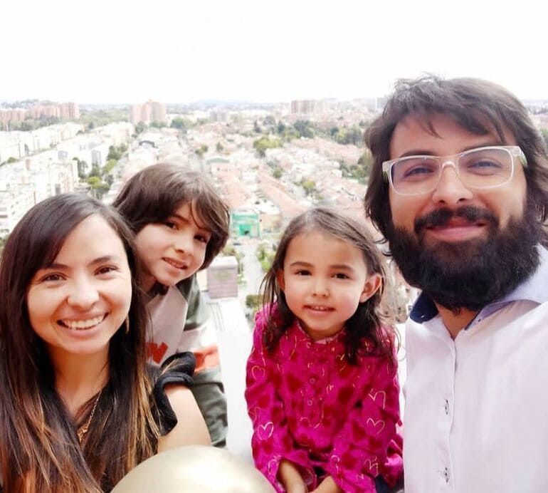 Familia Javier Rojas, director Dpsia